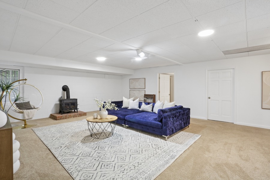 3410 Donegal Way, Snellville — Terrace-level recreation room